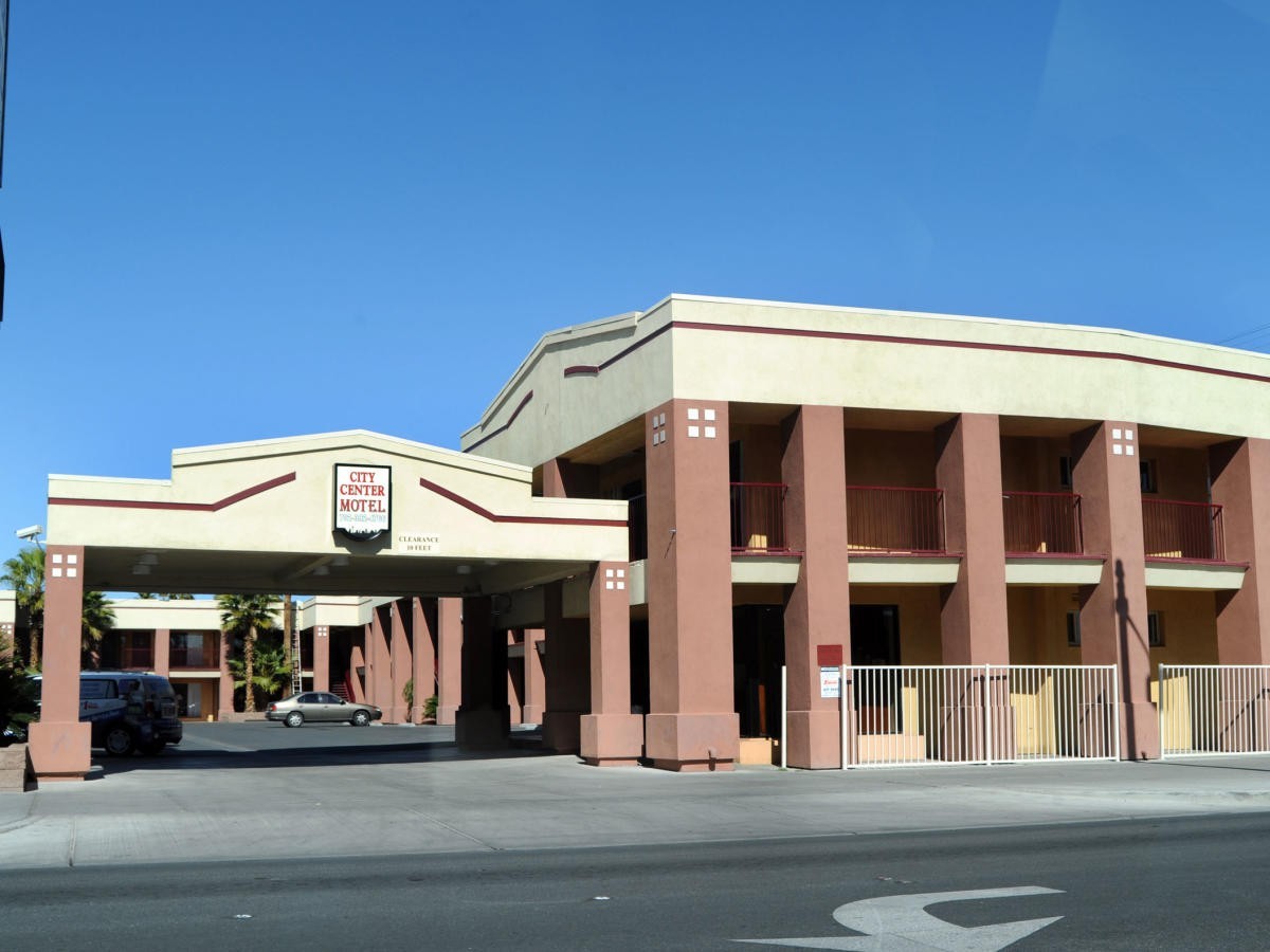 Five Vegas Motels to Avoid Like Day-Old Sushi