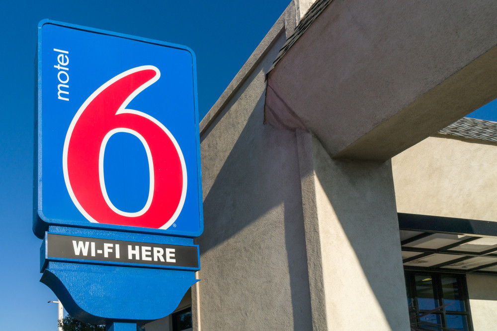 Motel 6 Tropicana